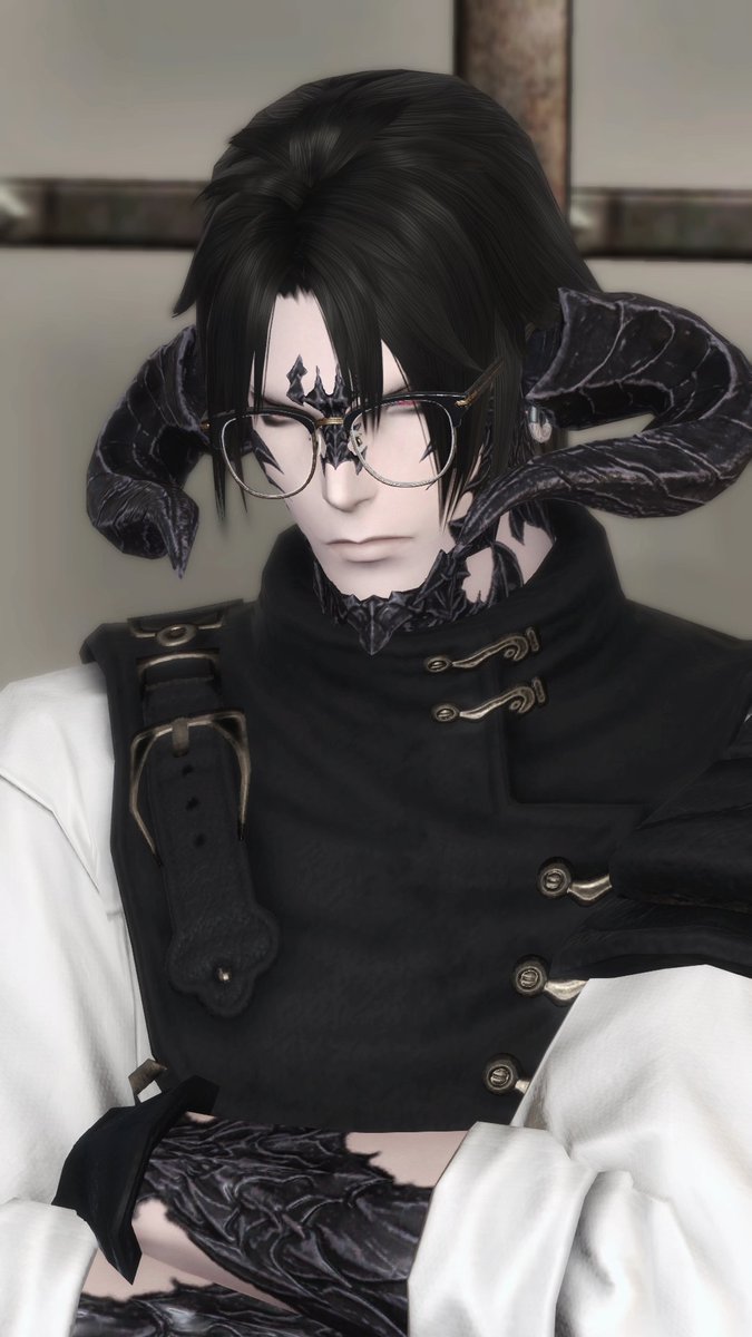 안경 너무 맛도리다 🫪