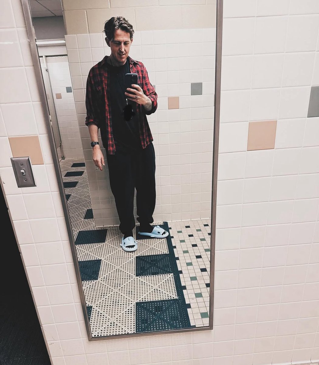 bear ghoul🐻#1 lake ghoul kisser tweet media