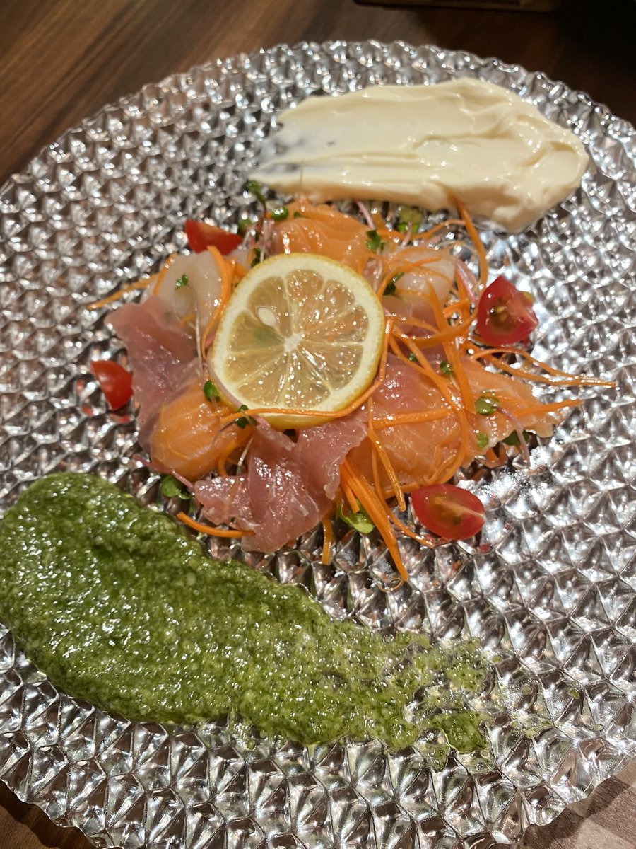 れおなのー tweet media