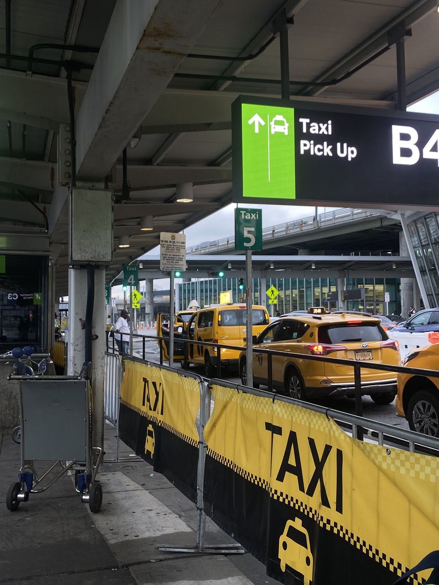 exknighttx's tweet photo. Taxi proof 🚖 https://t.co/VV7ibx6AaS