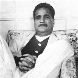 javerias's tweet photo. دل سے جو بات نکلتی ہے اثر رکھتی ہے
پر نہیں طاقت پرواز مگر رکھتی ہے
علامہ اِقبال https://t.co/4nwQVKP0zV