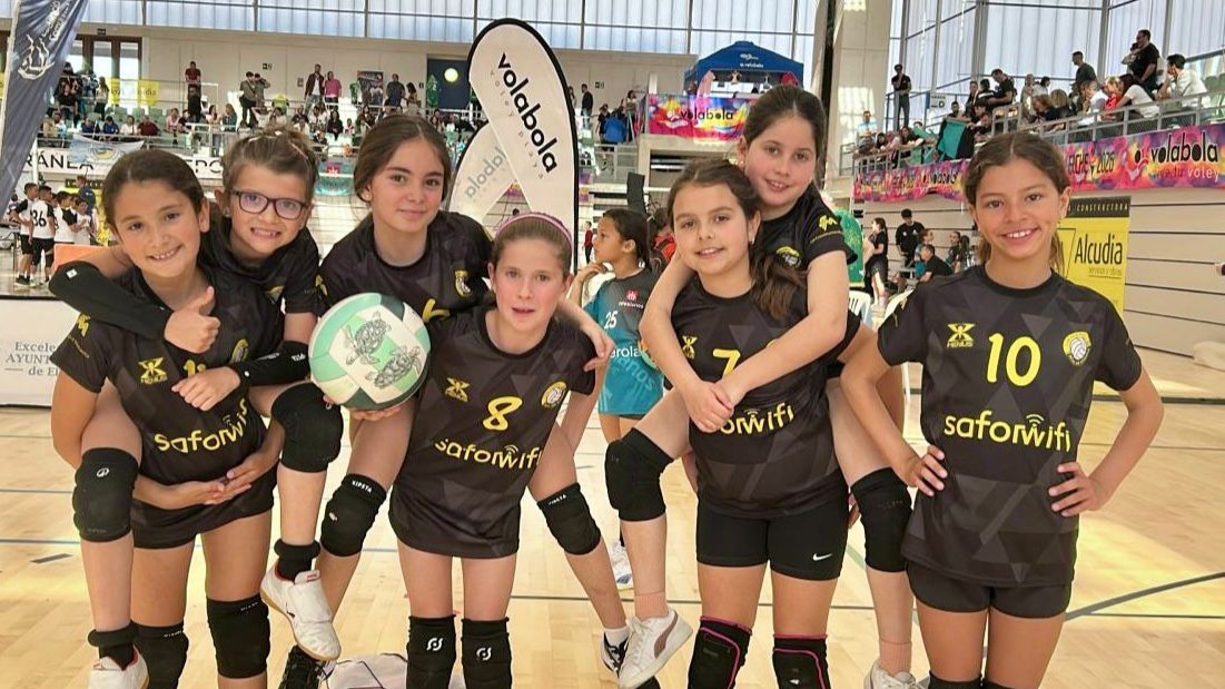 🏐TOP 8 PER AL CV EL REAL DE GANDIA DE CATEGORIA ALEVÍ EN L'AUTONÒMIC D'ELX
📲 bit.ly/4tjQ7Pb
💻Més informació i tota l'actualitat en Saforguia.com
#RealDeGandia #CV #Volei #CVRDG #TOP8 #Autonòmic