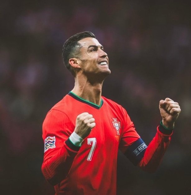 Fabrizio Ronaldo tweet media