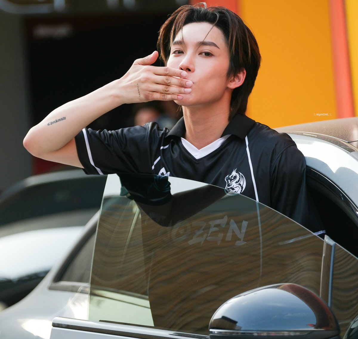 三 𝙉𝙞𝙜𝙝𝙩𝙊𝙒𝙇 三 tweet media