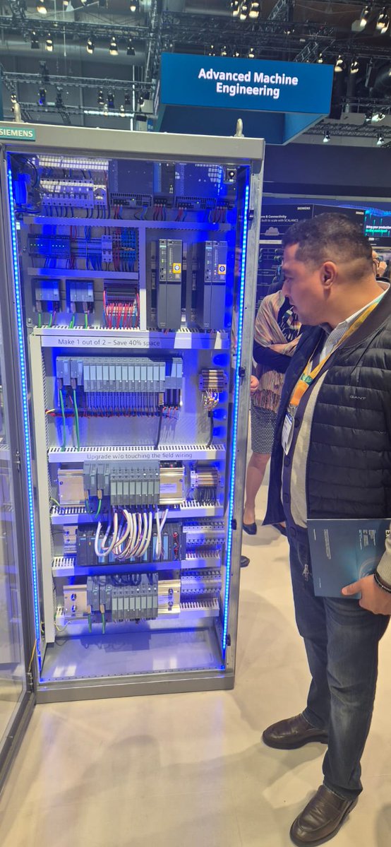 teal_services's tweet image. 🚀𝗗𝗮𝘆 𝟭 𝗮𝘁 HANNOVER MESSE 𝟮𝟬𝟮𝟲

Our Engineering &amp;amp; Automation Business Unit team is proudly on-site in Germany, kicking off an exciting week at one of the world’s leading industrial technology events.

More insights to come over the next few days. Stay tuned!

#Teal