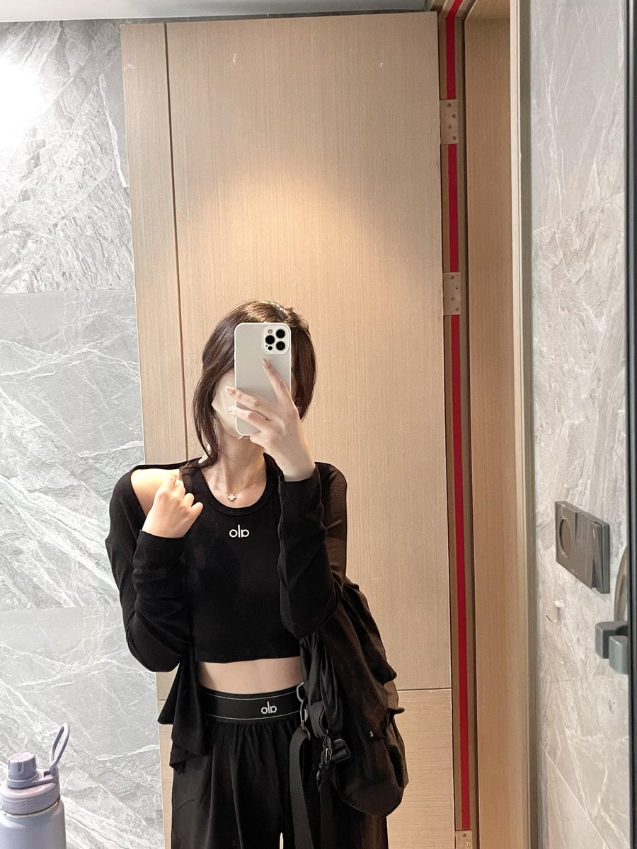 JenitaAng's tweet photo. #镇江  今晚一个人😘 https://t.co/sENHzAq2CJ