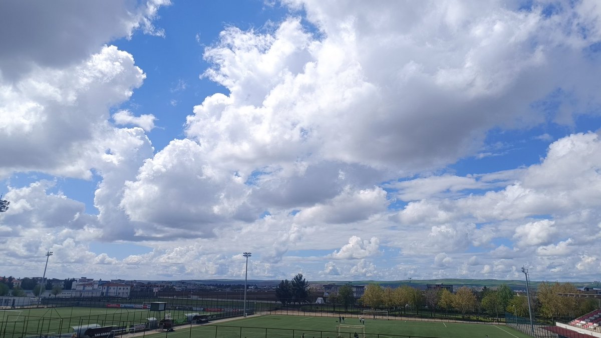 AcarSoze's tweet photo. Kendi yolunu kendin çiz... Olursa özgürlüğü yaşa, olmazsa tecrübeni kazan. Çünkü denemeyen ne kazanır, ne öğrenir.. https://t.co/TIPwNuWlM1