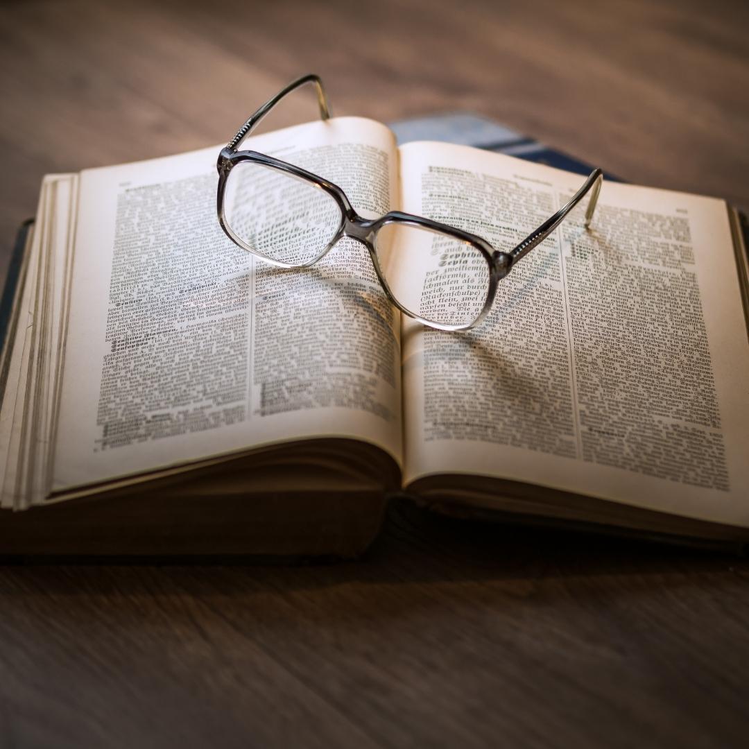 TheproBookedito's tweet image. Editing trick: Read your manuscript backward, paragraph by paragraph. It breaks the narrative flow so you catch typos, repeated words, and awkward phrasing you've been reading past. #BookEditing #EditingTips #AmEditing #SelfEditing #RevisionMode