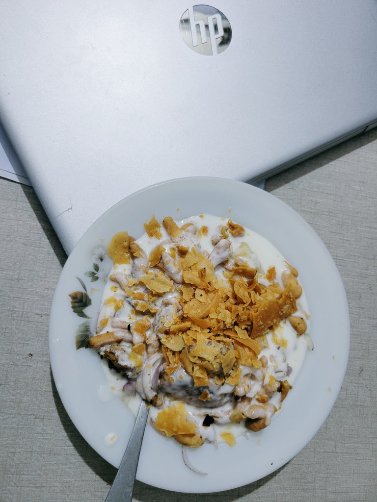 SarbulandMian's tweet image. باہر ٹمپرچر 40° ھو گیا ھے۔ اس لئے اندر کا ٹمپرچر نارمل رکھیں۔ 🥰
#lunch