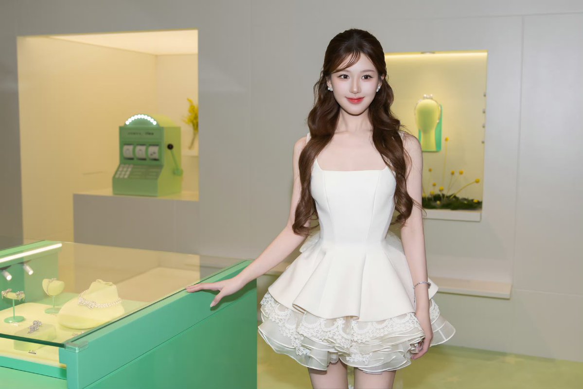 Zhao Lusi International tweet media