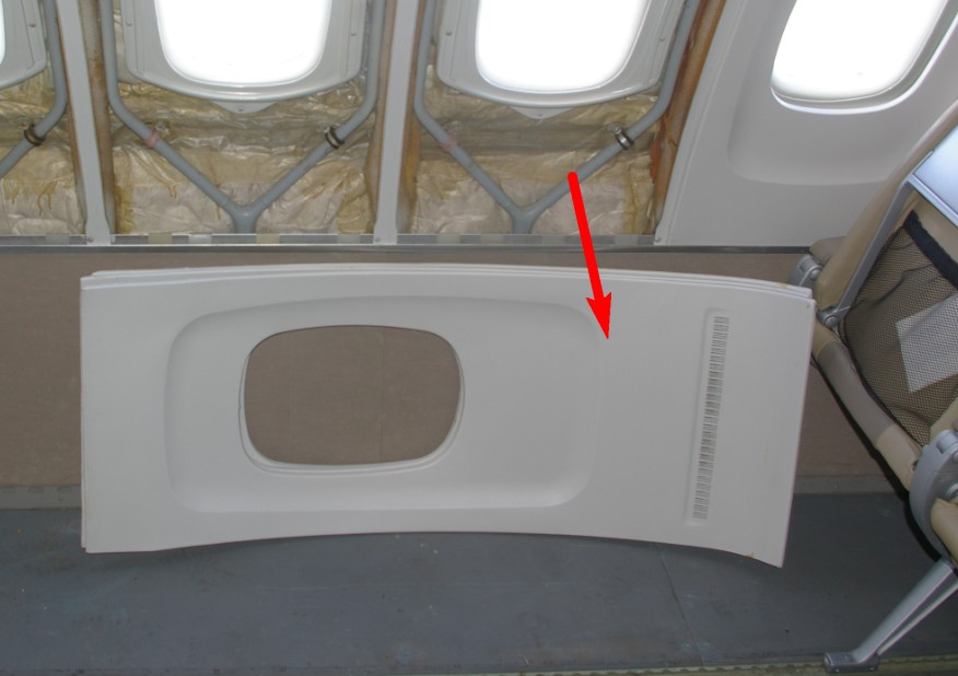 🔴Panel przyokienny zniszczony detonacją. Mechanizm odkształcania pokazaliśmy już kiedyś. Polecamy ilustracje i poprzedni wpis, którym próbowaliśmy zainteresować najważniejsze osoby w państwie. x.com/PodkomisjaS/st…