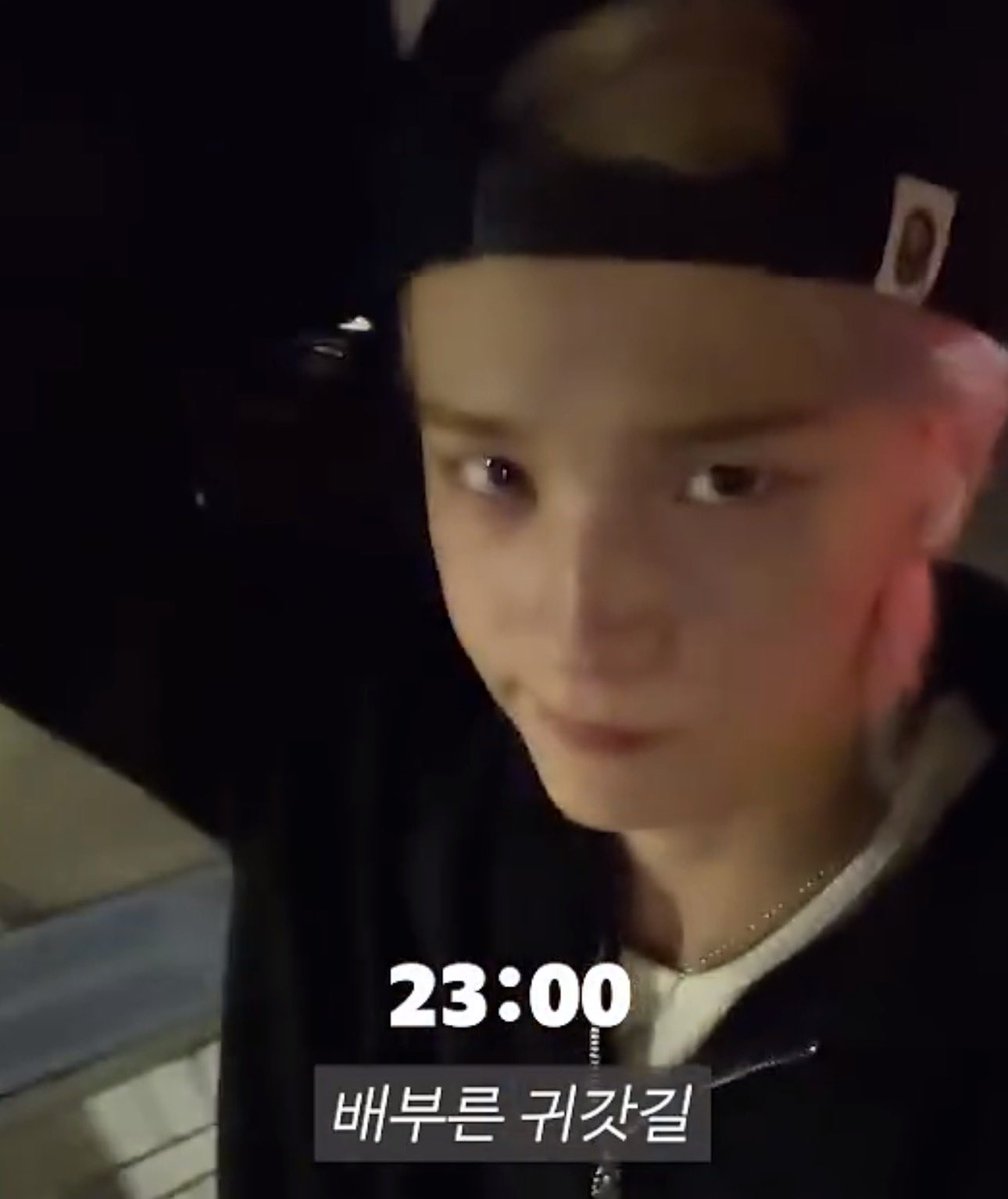 ౨ৎ.. tweet media