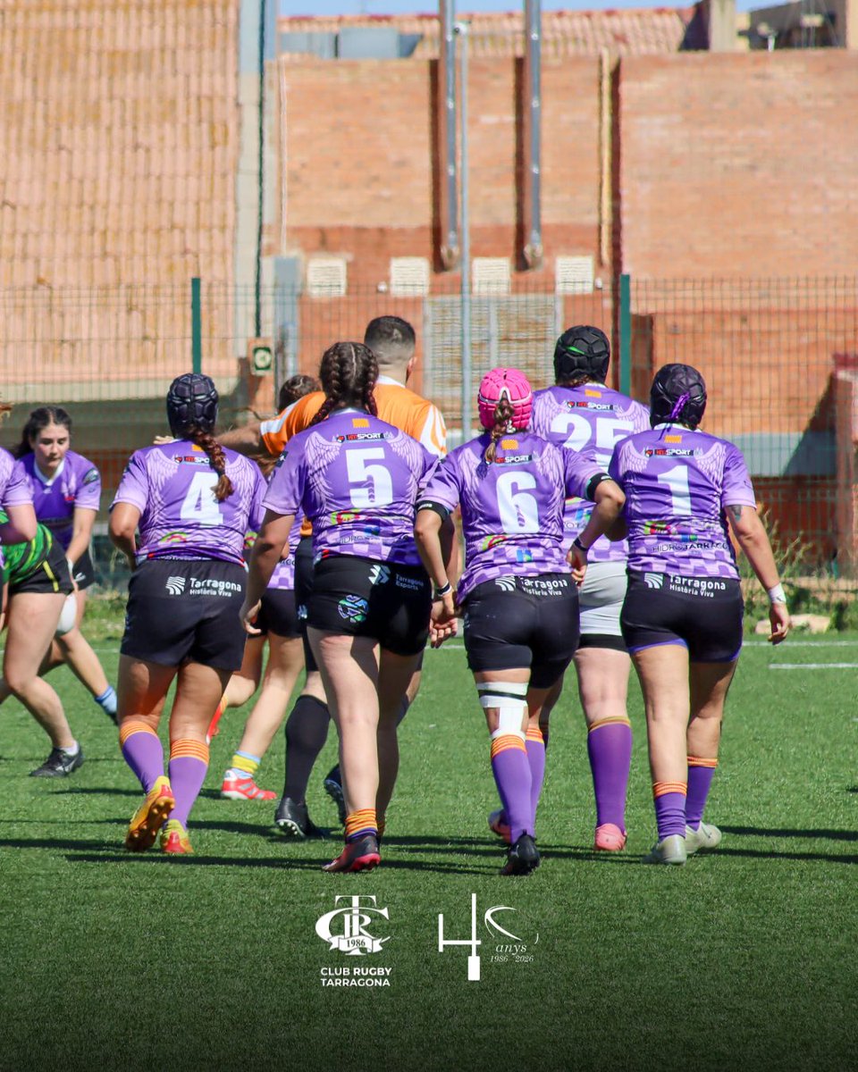 RugbyTarragona's tweet photo. Som campiones 💜

El Sènior Femení guanya 46–12 a @RugbyINEFbcn  @CocodrilsRugbi  i s’endú el títol a casa 🏉

Feina, caràcter i un equip que és referent dins i fora del camp. Orgull de club.

#rugbytarragona #voltors #rugbi #tgn https://t.co/Y9H9I8Bpeo
