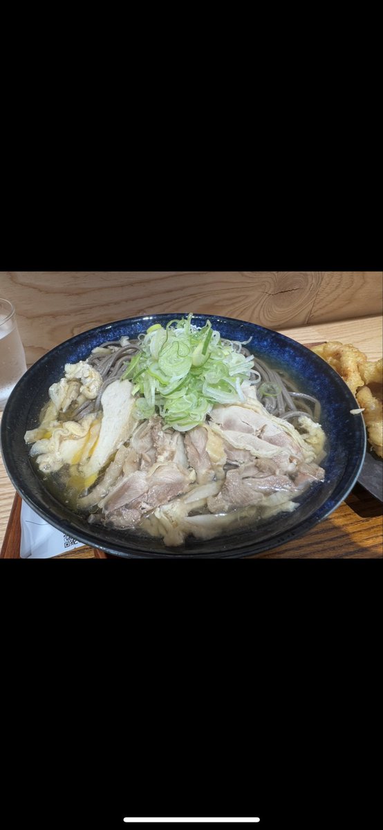 okahiros's tweet photo. 東京で遂においしい冷たい肉そばが食べられるようになりましたね
#藤七　#藤七半蔵門店 https://t.co/dOV1yE1MdY