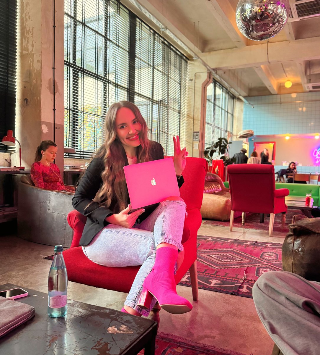 Julia 💫 tweet media