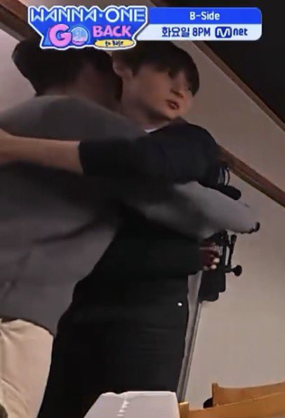 Sirinyyy tweet media