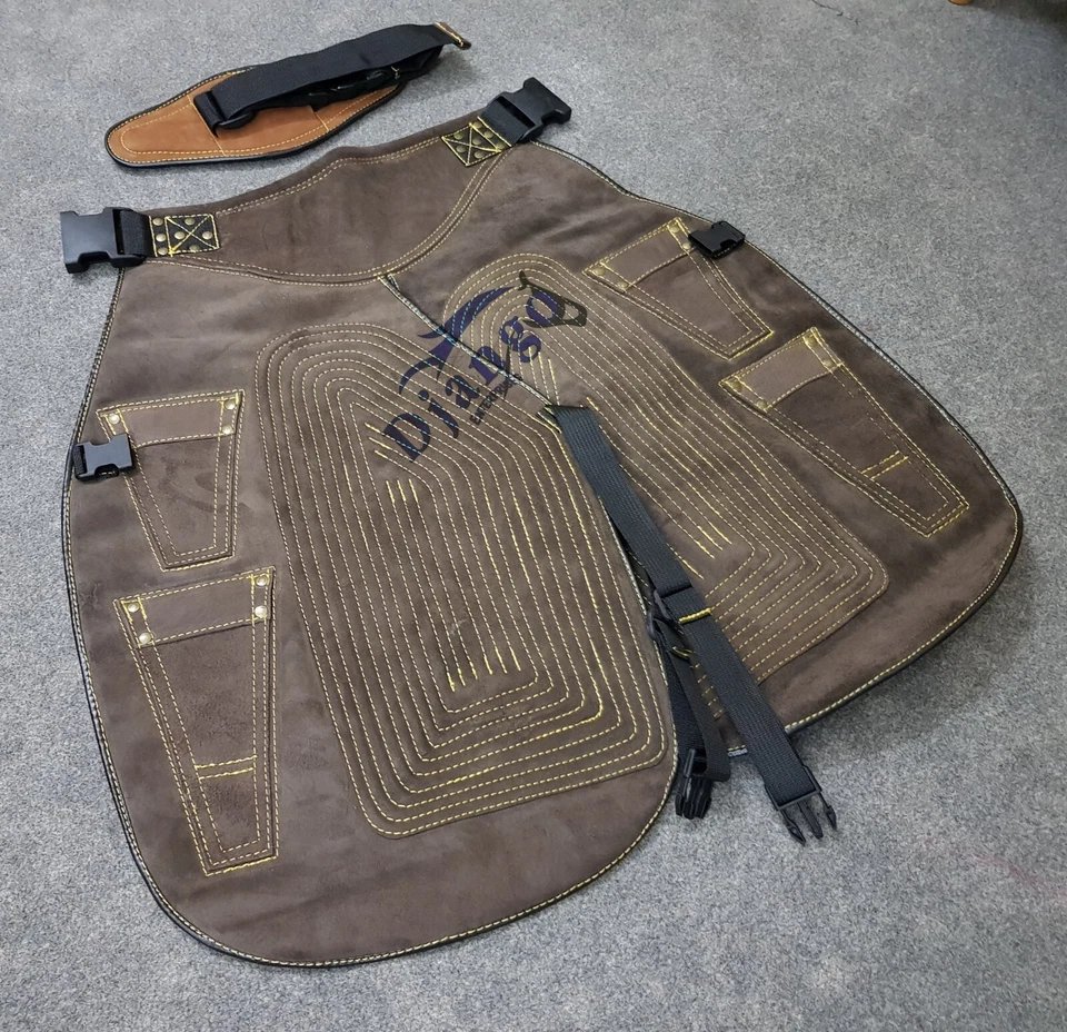DJANGOENT's tweet image. Premium Leather Farriers Tools Deluxe Chaps No Canvas Genuine 27'' Long Apron — built tough for real work. Full leather protection, durable stitching, and comfort for long hours.
🔥 15% OFF – limited time
ebay.co.uk/itm/1157382416…

#Farrier #LeatherApron #HeavyDuty #WorkGear