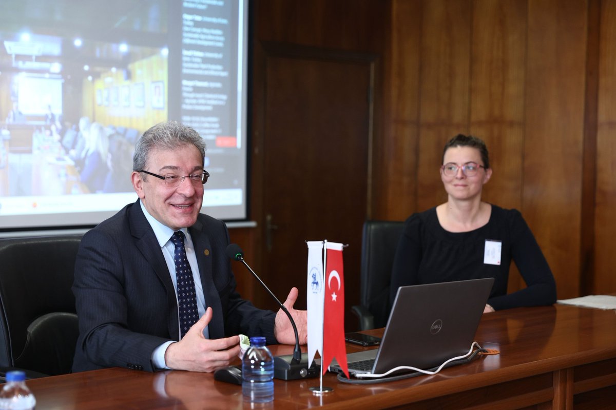 Dokuz Eylül Üniversitesi tweet media