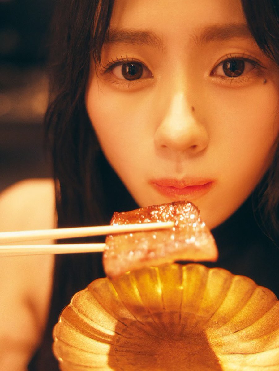 lin_linbu00's tweet image. さくたんが嬉しそうに焼肉を食べてる姿を見てると、こっちまで幸せな気持ちになる🥰
#川﨑桜 
#東京カレンダー
#東カレ
#nogigram
#sakutangram
instagram.com/p/DXYua8Ck9IS/
instagram.com/stories/sakura…