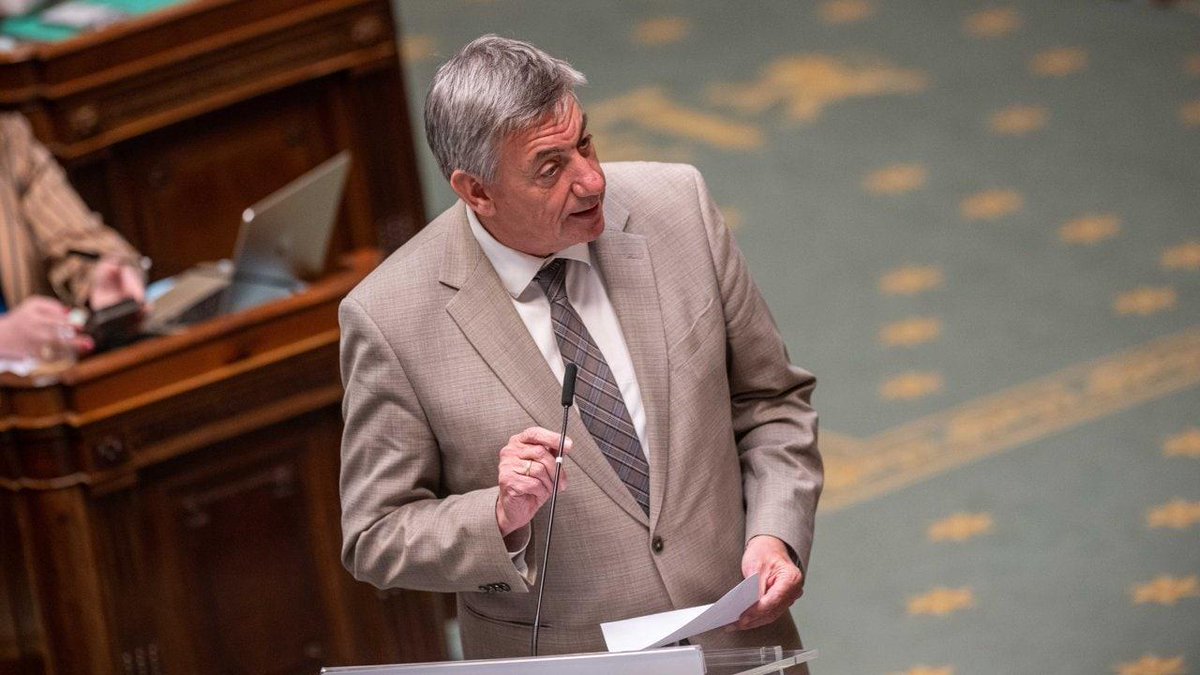 tijd's tweet image. Jambon wil nog twee versoepelingen aan pensioenwet toevoegen tijd.be/netto/pensioen…