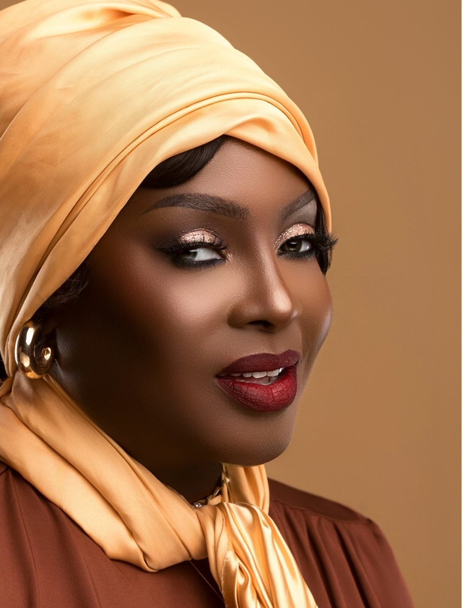 irynnamubiru's tweet image. Art is my therapy. Music is my truth. 🎶
Welcome to my Utopia. 🌈
I’M READY — out now on all streaming platforms.
Let’s rise together. 🚀
#imready