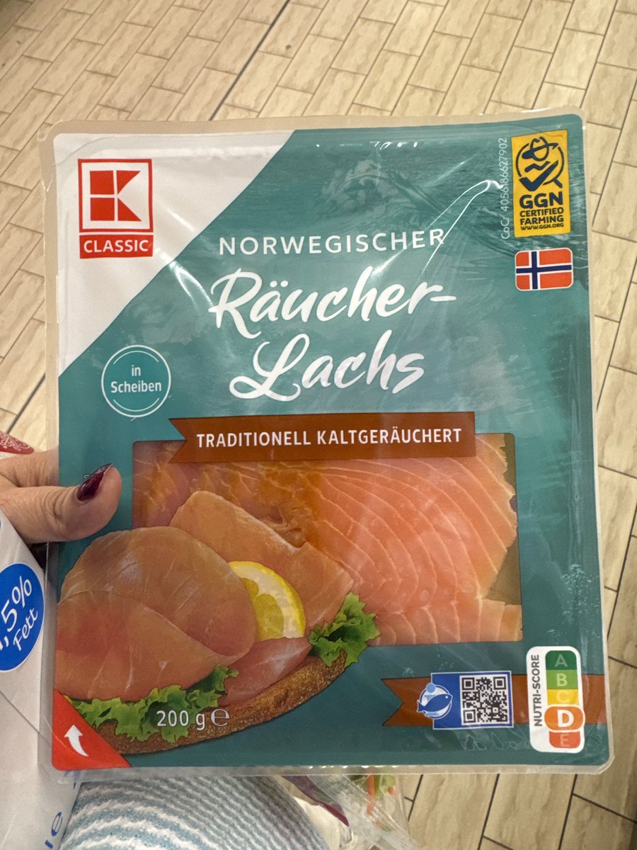 لوک خوش شانس tweet media