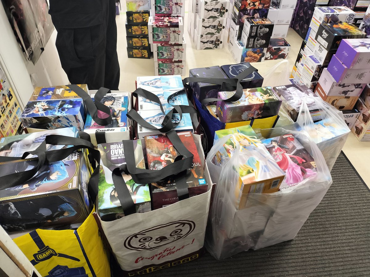 のなり tweet media