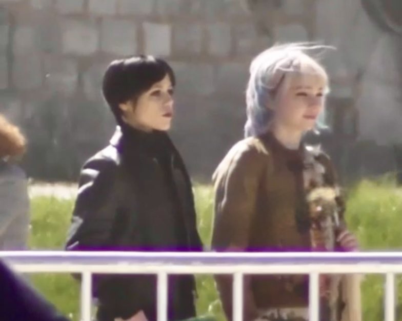 Enid in New York with Gomez and Lurch, now in Paris with Fester and Thing.

Enid Addams frfr