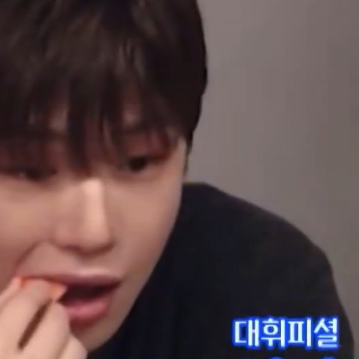 kd_dumbo's tweet photo. #강다니엘 #KANGDANIEL https://t.co/ululU5YGHn