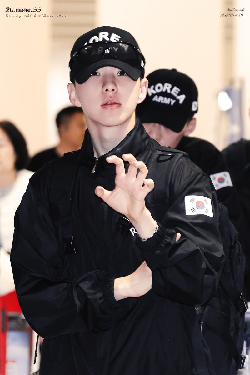 StarLine_SS tweet media