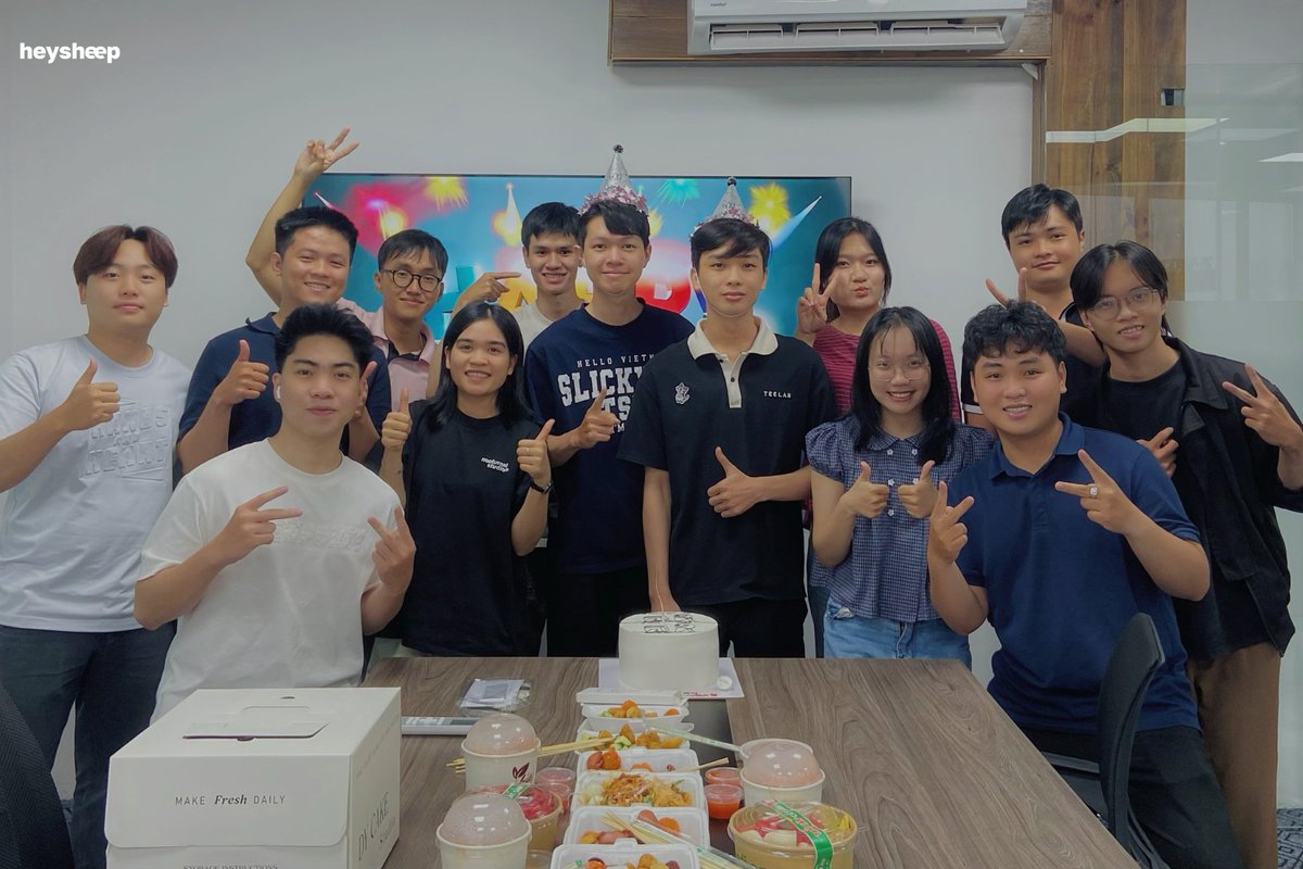 HeysheepSG's tweet image. April feels extra special at HeySheep 🎉

Celebrating the amazing people who make our team stronger every day.
Here’s to growth, great moments, and more milestones together 💖

#HeySheep #TeamCelebration #AprilBirthdays