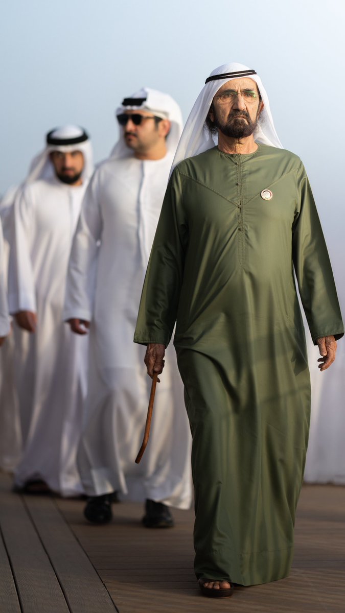 groupfazza's tweet photo. محمد بن راشد، يرافقه مكتوم بن محمد وأحمد بن محمد، يتفقد مشروع تطوير شواطئ الممزر، أجمل وجهة شاطئية عائلية في دبي، وأحد أبرز مشاريع التطوير الاستراتيجية التي تقودها بلدية دبي بقيمة نصف مليار درهم، لتعزيز كفاءة البنية التحتية الساحلية والشاطئية للإمارة، وتحويل شواطئ دبي إلى أيقونات حضرية و��ياحية عالمية، تعكس طموحات دبي المستقبلية، وتوفر بيئة حضرية متكاملة تعزز أسلوب الحياة الصحي، والترابط المجتمعي، والاستدامة البيئية.