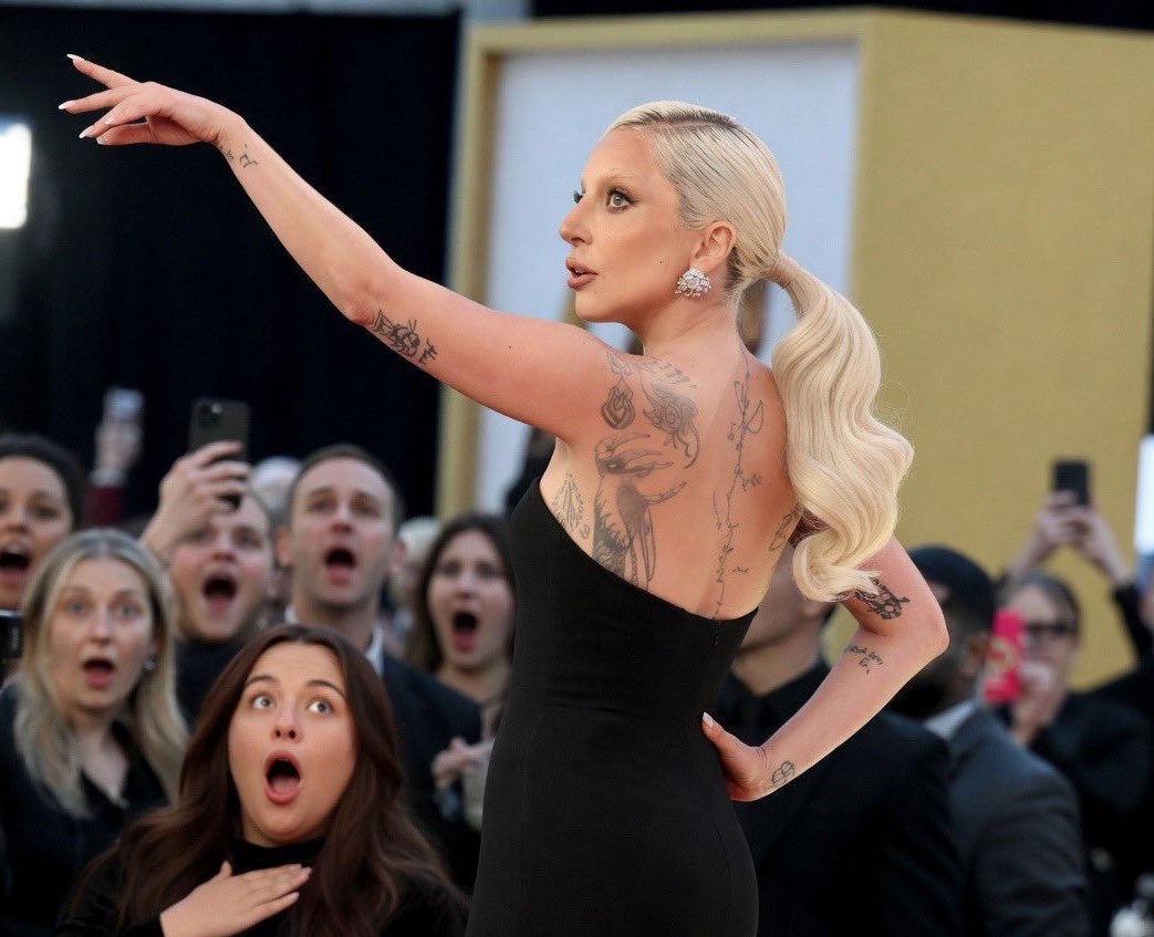 BRAD 👠 tweet media