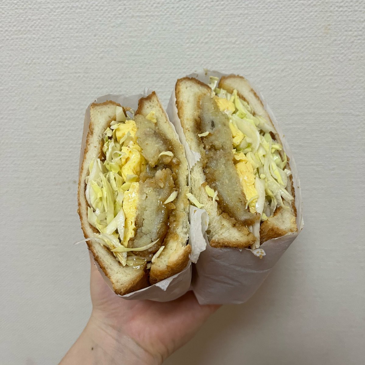 きょうのおひるごはん

うますぎコロッケパン