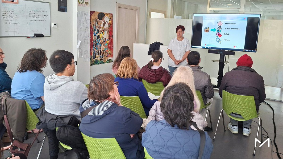 FundManantial's tweet image. 🥗 Taller de Alimentación Saludable en la Residencia y Pisos de Torrejón: hábitos, compra consciente y menús equilibrados.

👩‍🍳 Con parte práctica, reforzamos la importancia de cuidarse en el día a día 💚

#SaludMental #HábitosSaludables #Bienestar #Inclusión #FundaciónManantial