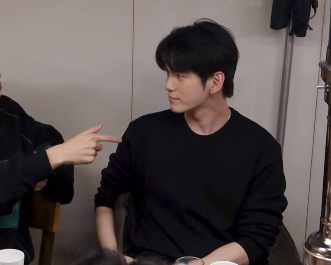더ㅂㅌㄹ ˖ ₊ ⊹ tweet media