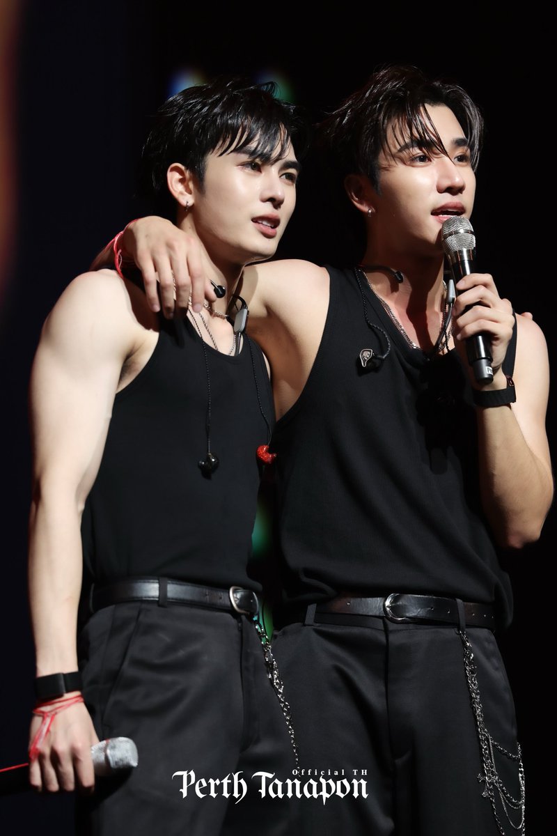 แม่บิ๋มจ๋ามาแล้วจ้า🖤🤍 tweet media