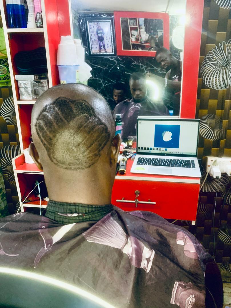 Clapmihq's tweet photo. We said stream on Clapmi… not become Clapmi 😭😅

Bro didn’t just join the community… he downloaded it into his head.

We see you!! 🫡

Credit: @OLUDCUTZ https://t.co/SgGQsjowop