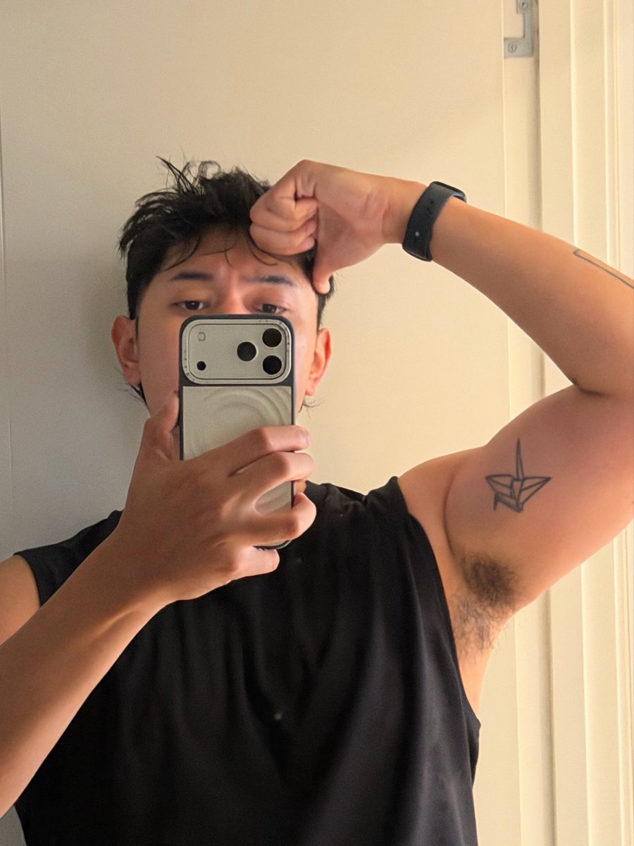 Master E - Backup tweet media