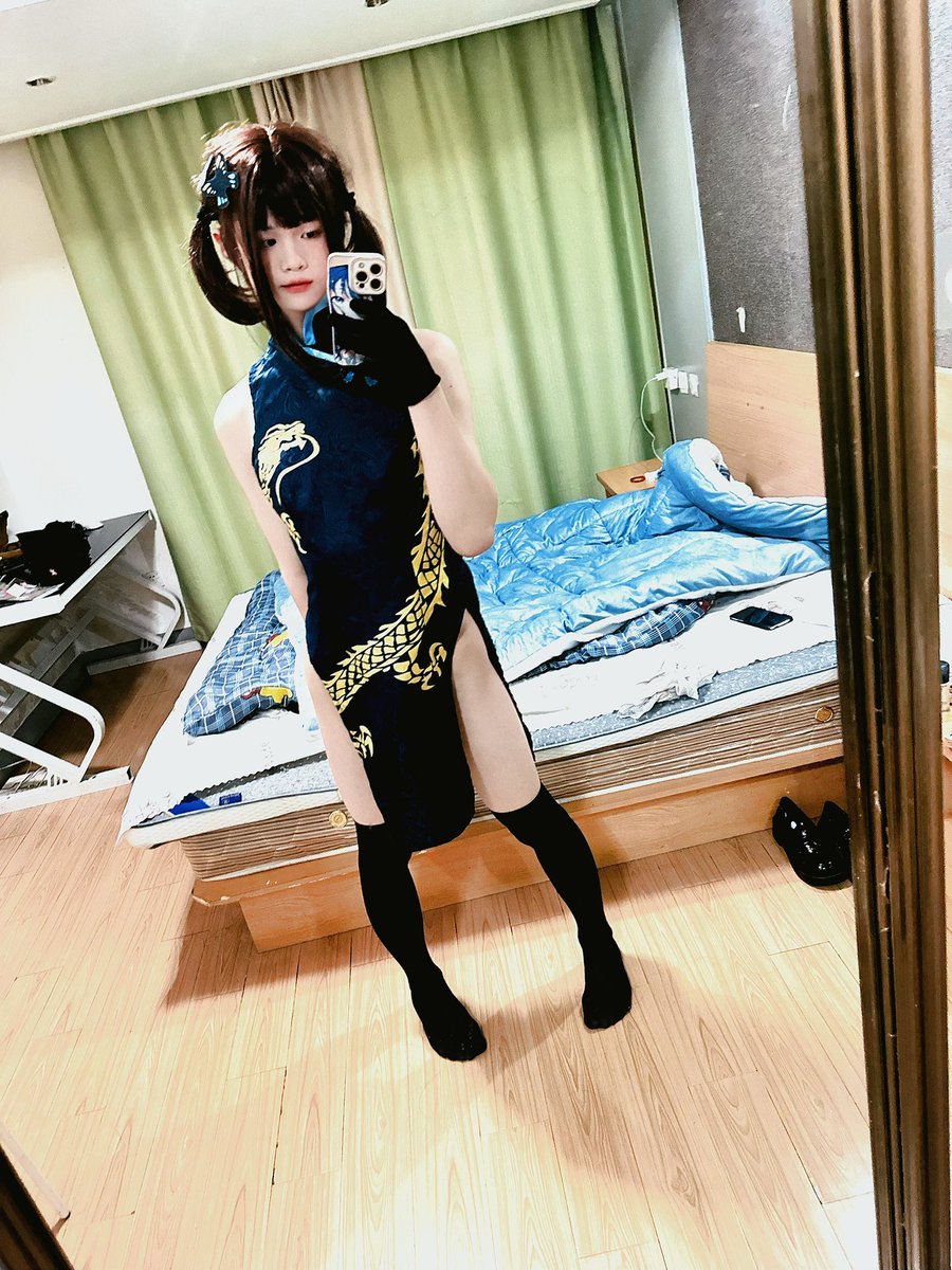 怜月lazy tweet media