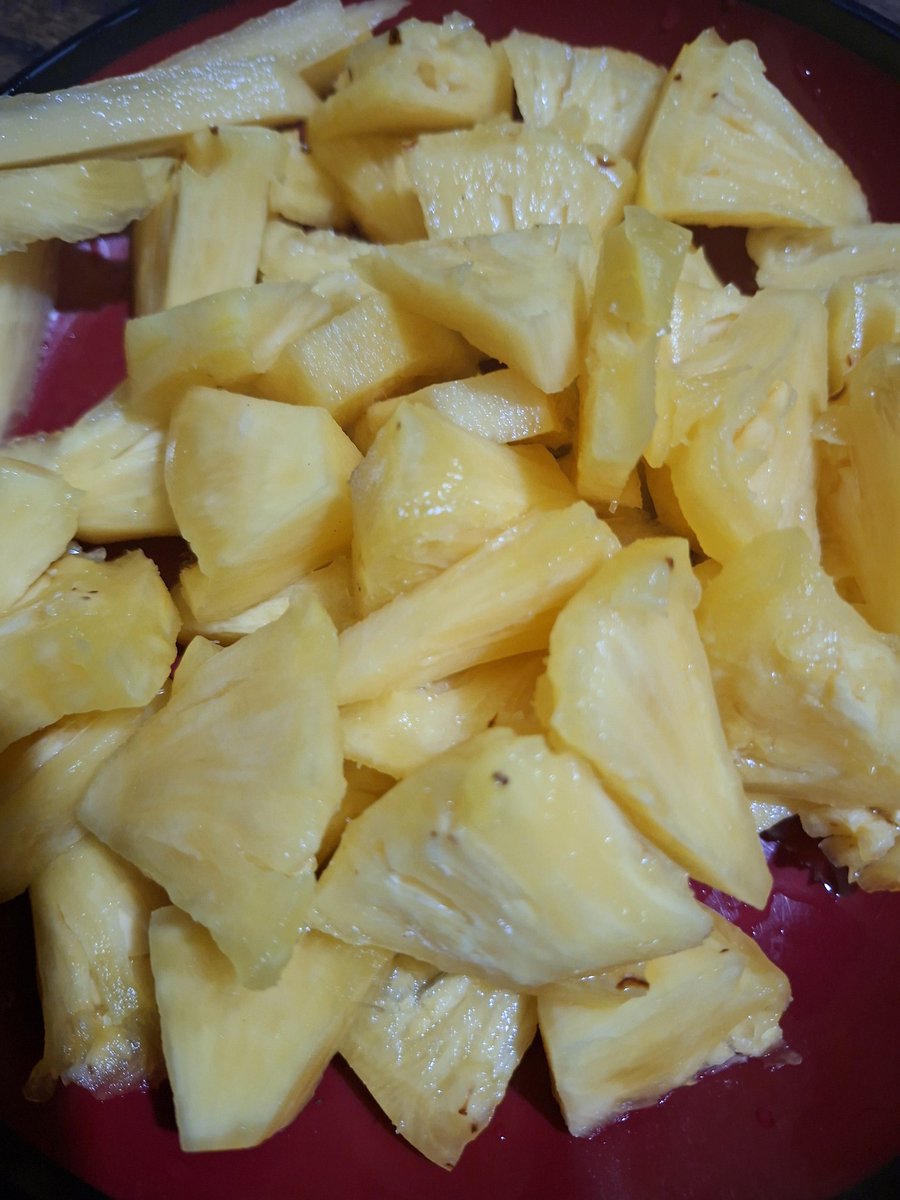 lail donat pink tweet media