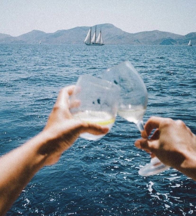 HeavenOnEarth tweet media