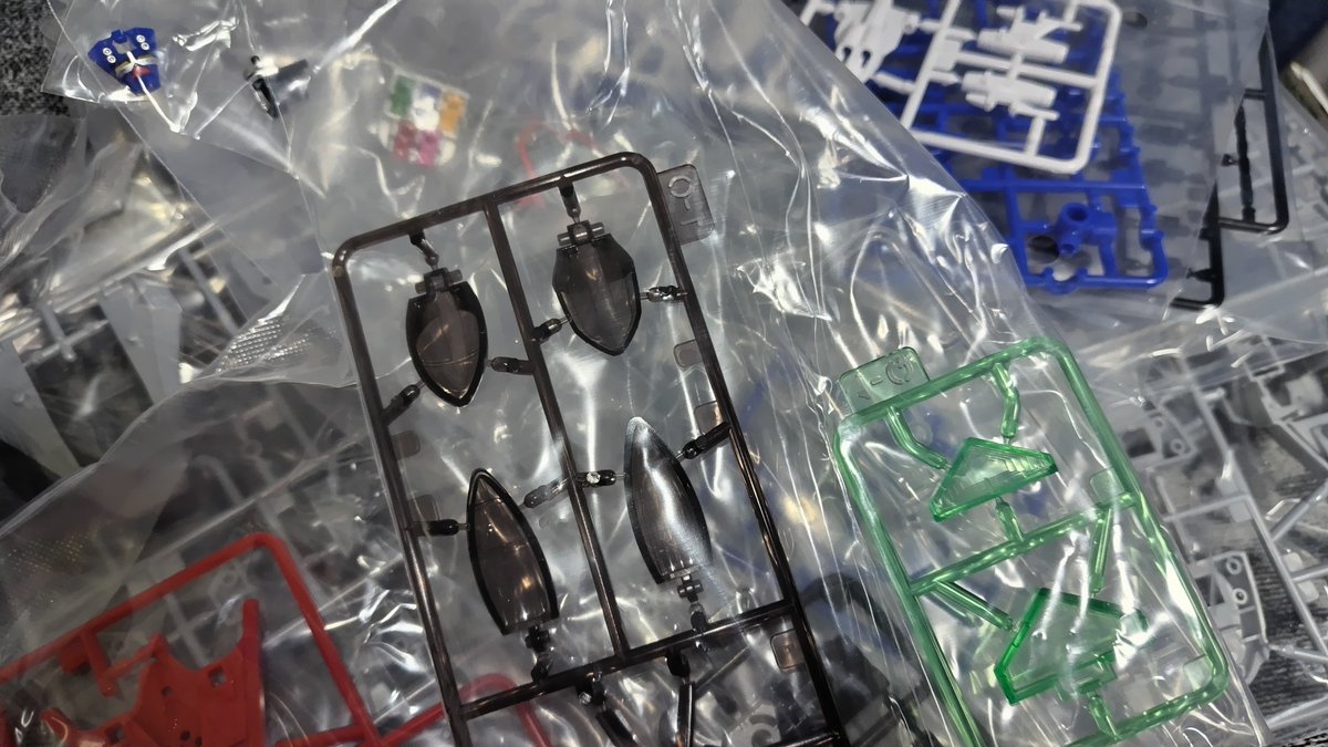 rn6fr4's tweet image. 積みプラを崩す

今夜はこれ

 ♪go over time and space……
#SMP