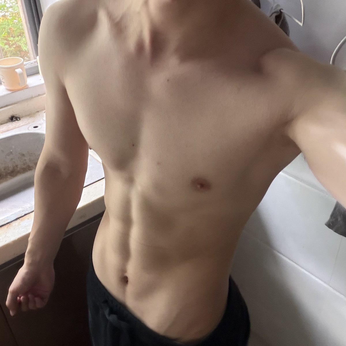 卤子要辣 tweet media