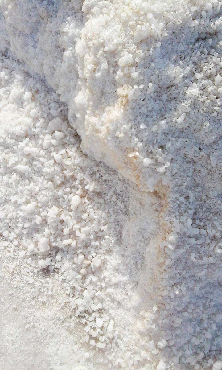 maximumpain333's tweet image. GO TO YOUR KITCHEN RIGHT NOW. LOOK AT YOUR SALT.

If it is pure white, perfectly uniform, and pours smoothly out of a shaker, you are not eating salt. You are eating a chemical byproduct.

Real salt from the earth or the sea is never pure white. It is pink, grey, or slightly