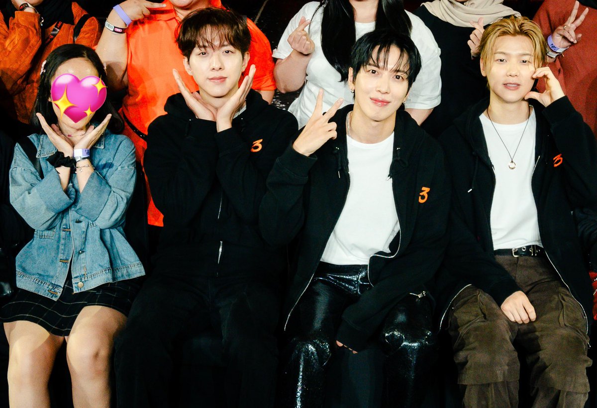 dhia🫧 tweet media