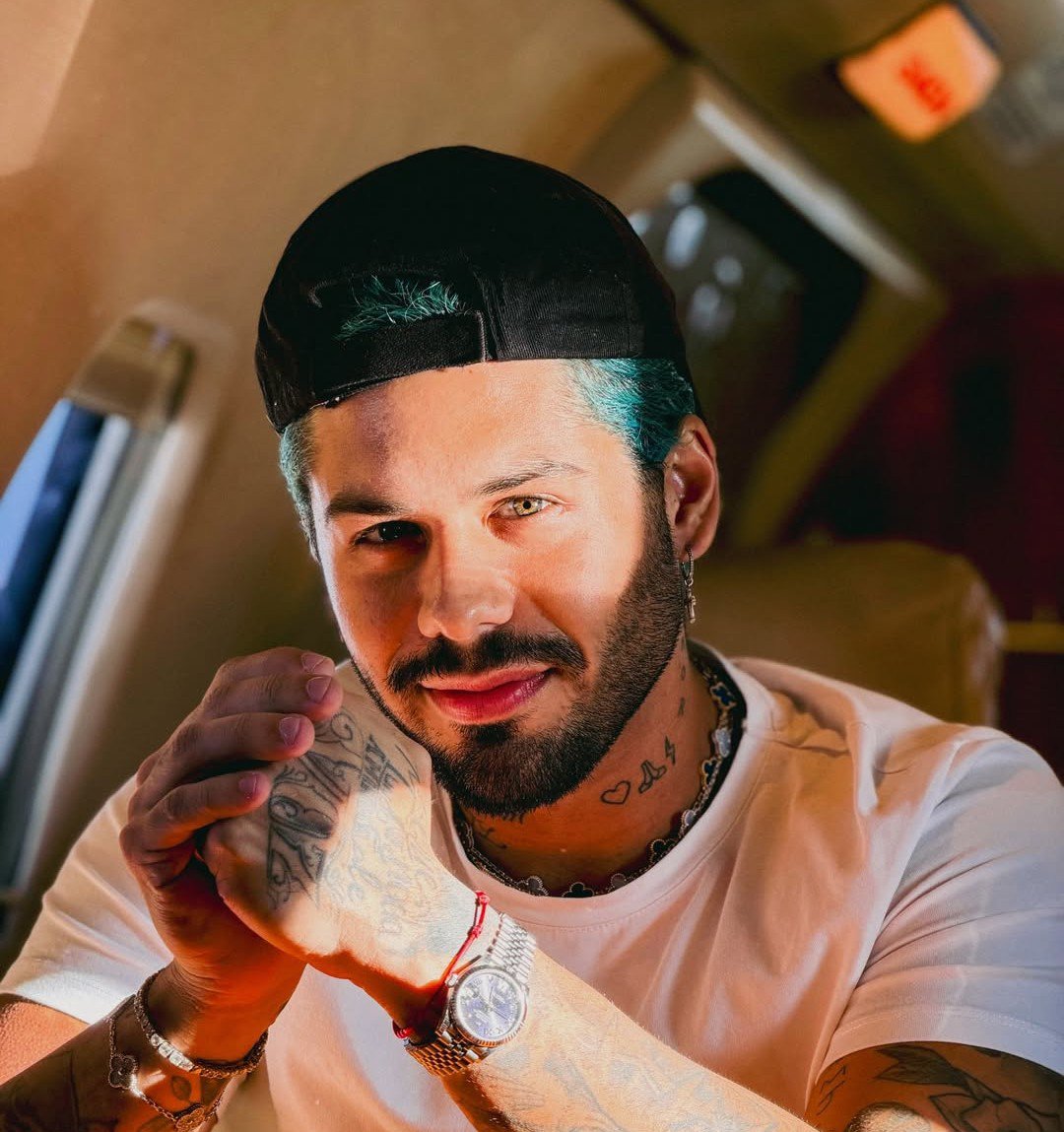 Feliz aniversário <a href="/zefelipecantor/">Zé Felipe / Zé Gueroba</a> ❤️. Você inspira tanta gente com talento, carisma e dedicação. Você merece tudo de melhor hoje e sempre! Que Papai do Céu continue enchendo sua vida de amor, saúde e realizações 🎈🎉✨