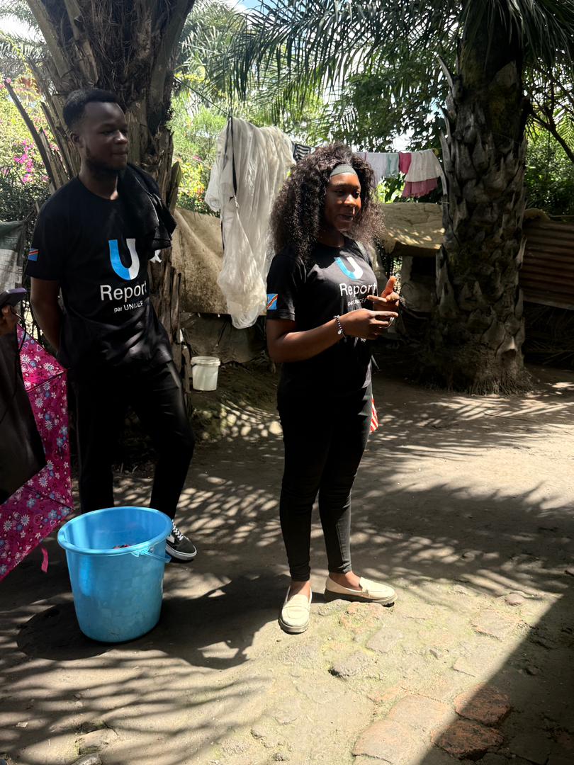 ULubumbashi's tweet image. 📅 Du 16 au 18 avril 2026, les U-Reporters de Lubumbashi ont appuyé la campagne contre la poliomyélite 💉

🚪 +3 000 ménages visités pour sensibiliser, informer ℹ️ et lutter contre les refus ❌

👨‍👩‍👧‍👦 Ensemble, protégeons nos enfants 🛡️ #Vaccination #UReport #Lubumbashi