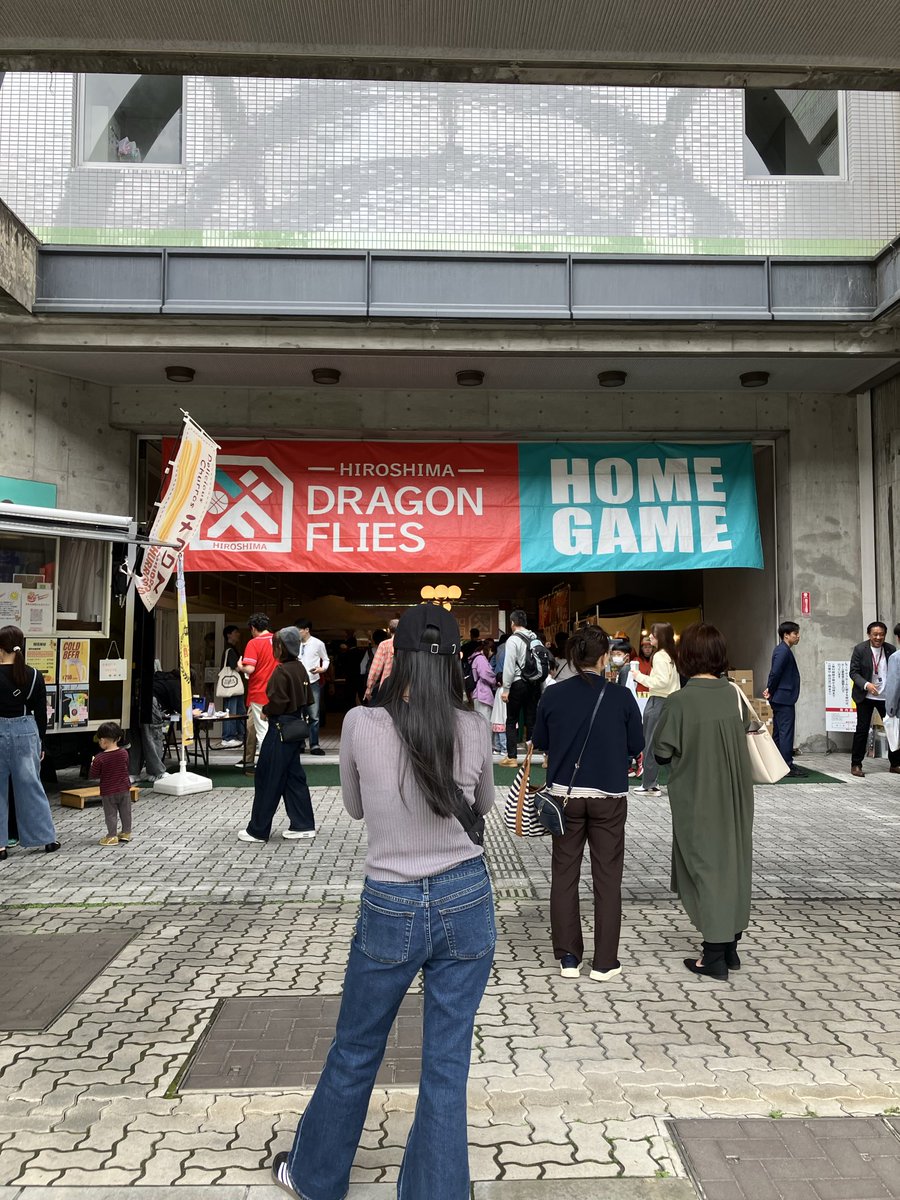 atsuma666's tweet photo. 先週はドラフラ良い席貰って
娘と観戦なんて🥺
バスケ🏀経験者には最高な時間だった
中国ダービー負け越し… https://t.co/kmlViBC24V