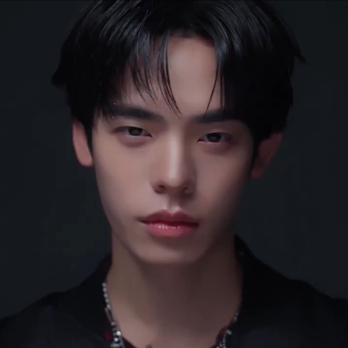 For POR SUPPAKARN ❄️ tweet media